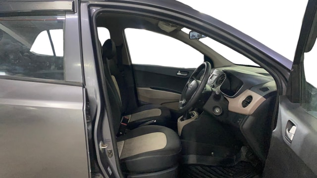 View Hyundai Grand i10 Image 19 Used Hyundai Grand i10 Image 19