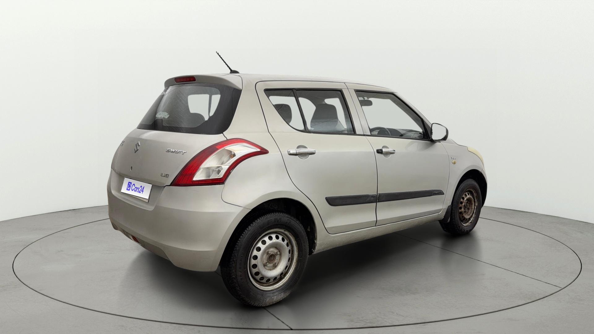 View 2016 Maruti Suzuki 1000 Base Variant Image 41 Used 2016 Maruti Suzuki 1000 Base Variant Image 41
