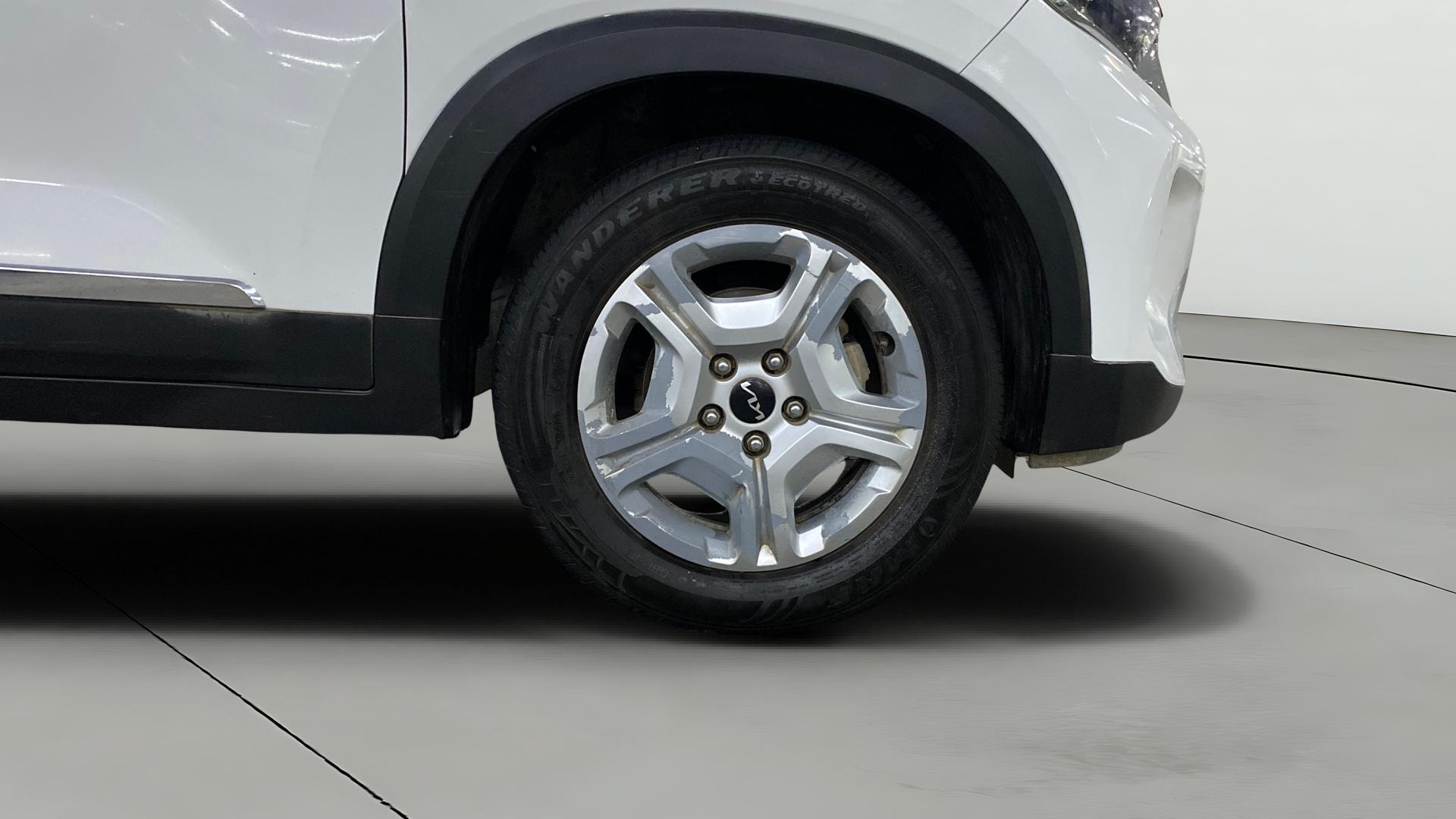 View 2022 Kia Sonet HTK Diesel Image 39 Used 2022 Kia Sonet HTK Diesel Image 39
