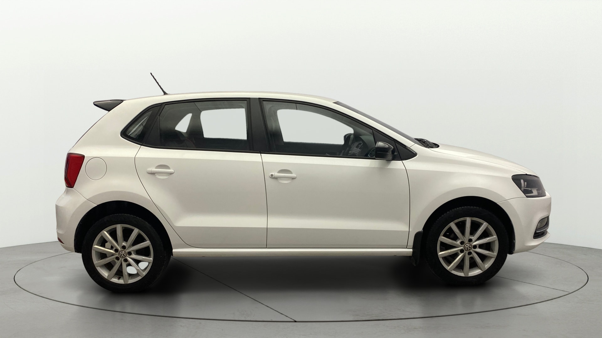 View 2018 Volkswagen Polo GT TSI Image 8 Used 2018 Volkswagen Polo GT TSI Image 8