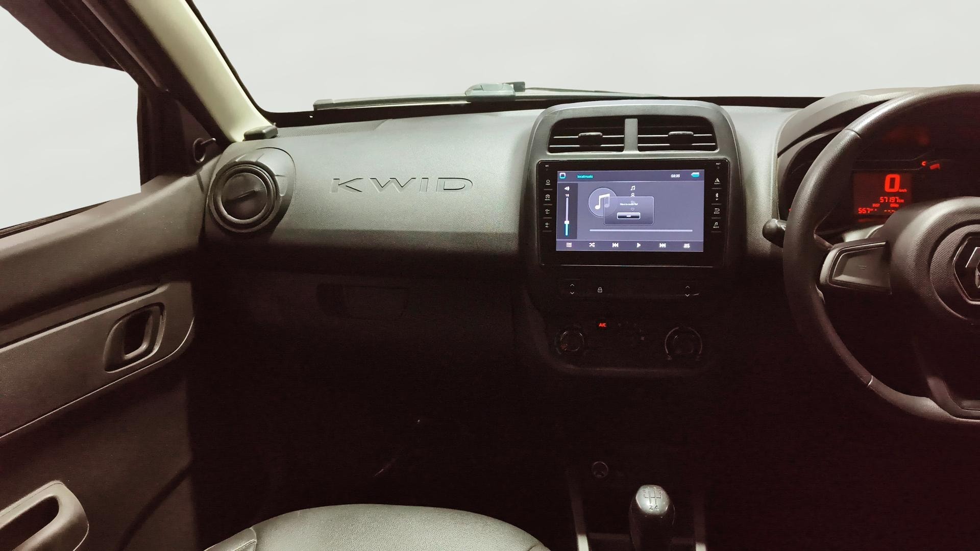 View 2021 Renault Kwid RXL Image 17 Used 2021 Renault Kwid RXL Image 17