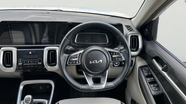 View Kia Sonet Image 13 Used Kia Sonet Image 13