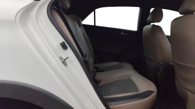 View Hyundai i20 Active Image 29 Used Hyundai i20 Active Image 29