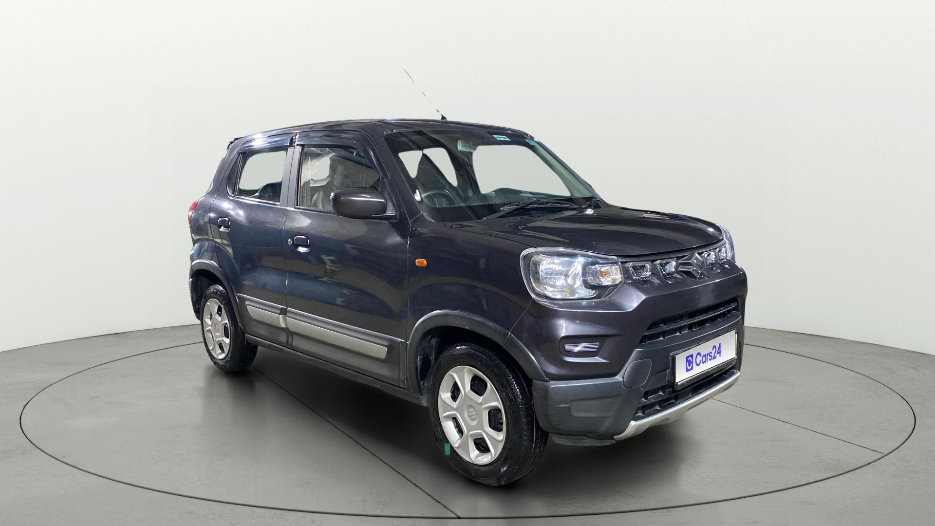 View 2021 Maruti Suzuki 1000 Base Variant Image 36 Used 2021 Maruti Suzuki 1000 Base Variant Image 36