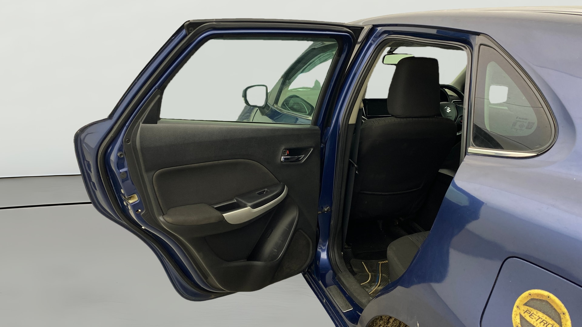 View 2019 Maruti Suzuki 1000 Base Variant Image 22 Used 2019 Maruti Suzuki 1000 Base Variant Image 22