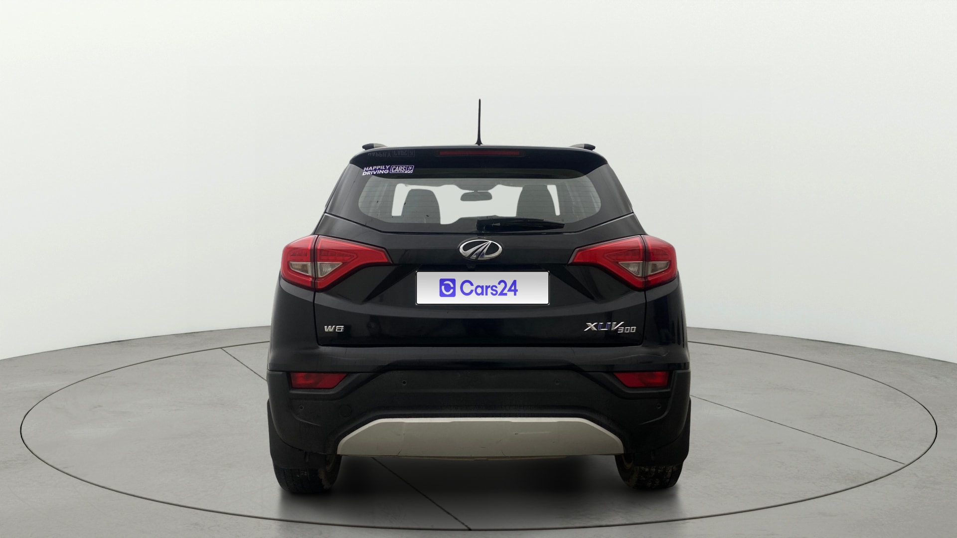 View 2020 Mahindra XUV300 W4 Petrol BS IV Image 43 Used 2020 Mahindra XUV300 W4 Petrol BS IV Image 43