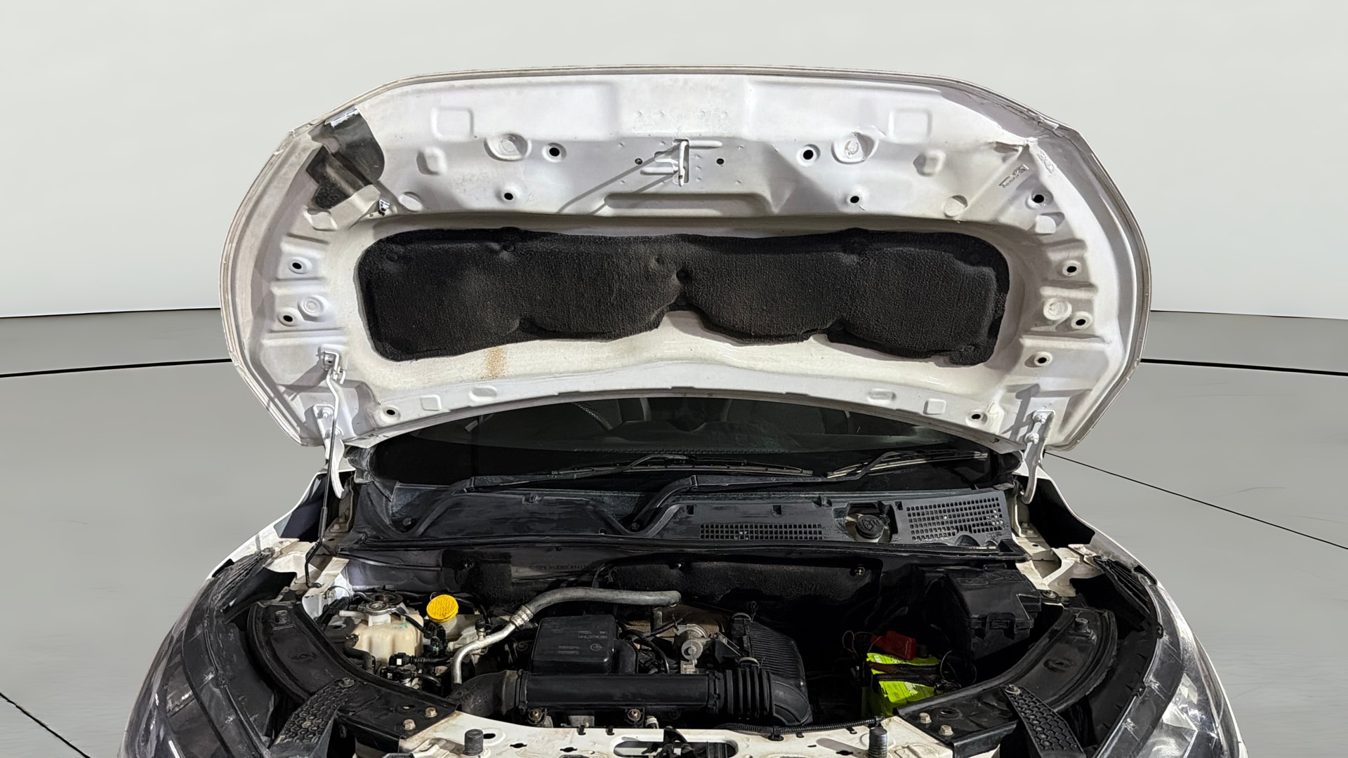 View 2022 Nissan Magnite XE Image 31 Used 2022 Nissan Magnite XE Image 31