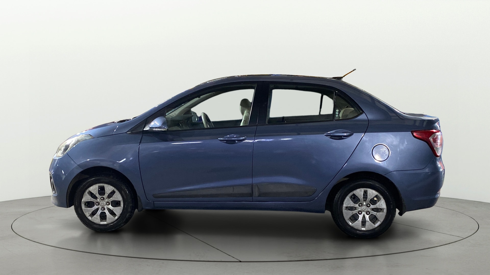 View 2015 Hyundai Xcent S Petrol Image 5 Used 2015 Hyundai Xcent S Petrol Image 5