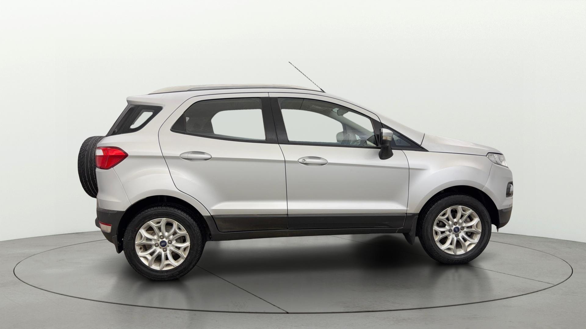 View 2015 Ford EcoSport 1.5 TDCi Diesel Ambiente BS IV Image 8 Used 2015 Ford EcoSport 1.5 TDCi Diesel Ambiente BS IV Image 8