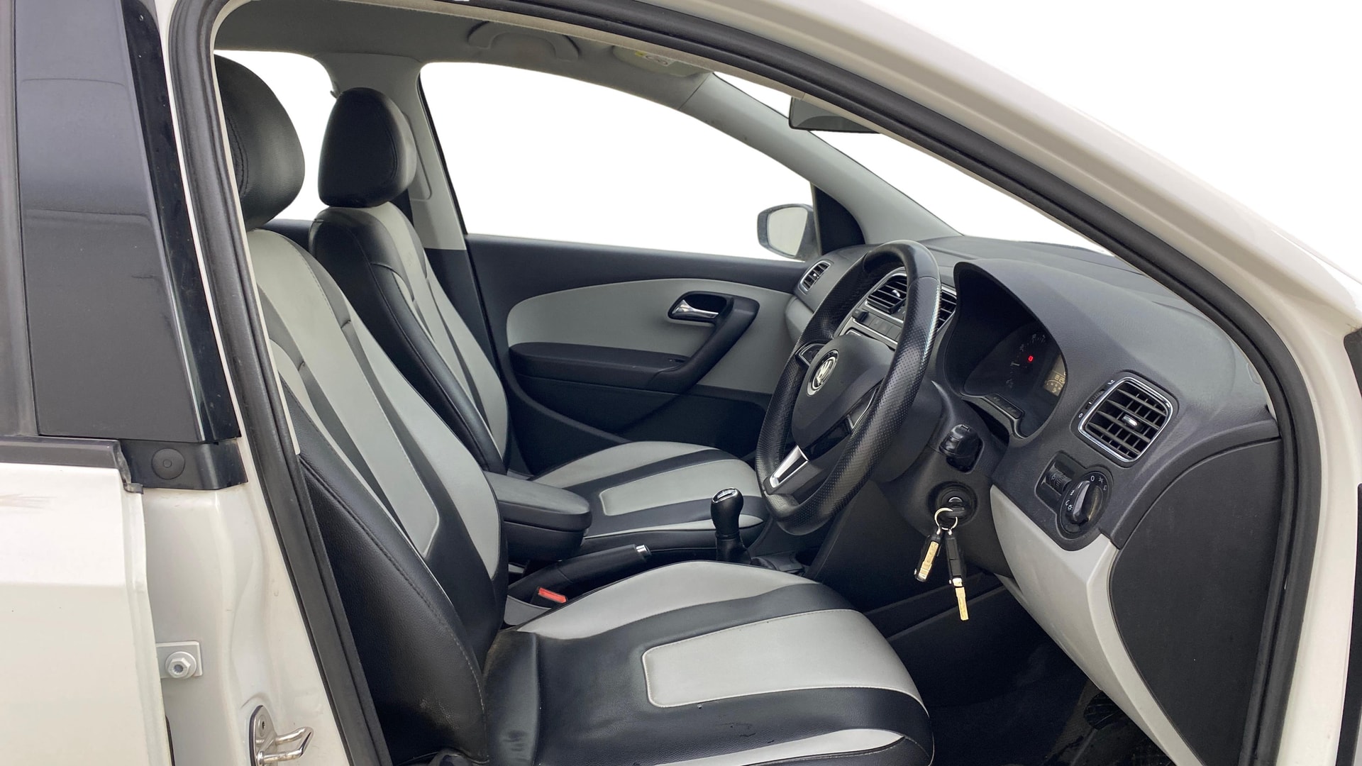 View 2021 Skoda Rapid 1.5 TDI CR Active BS IV Image 26 Used 2021 Skoda Rapid 1.5 TDI CR Active BS IV Image 26
