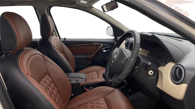 View Renault Duster Image 17 Used Renault Duster Image 17