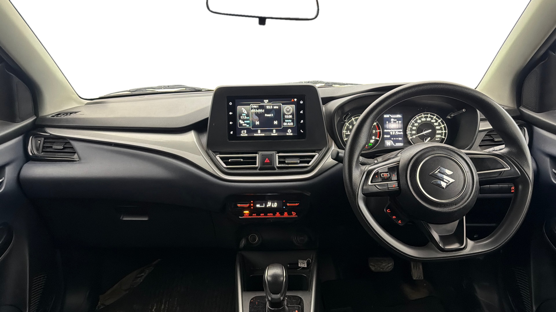 View 2022 Maruti Suzuki 1000 Base Variant Image 15 Used 2022 Maruti Suzuki 1000 Base Variant Image 15