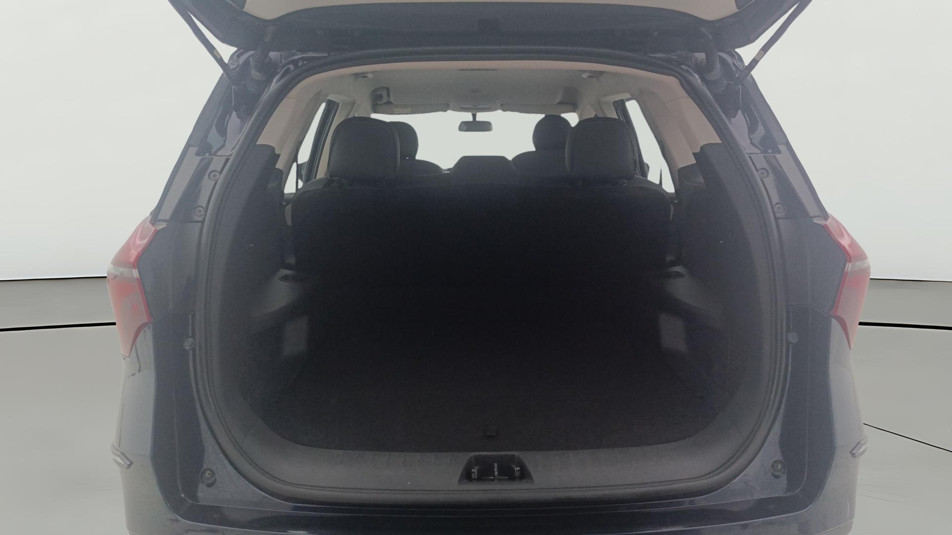 Used 2022 Mahindra XUV700 Used 2022 Mahindra XUV700