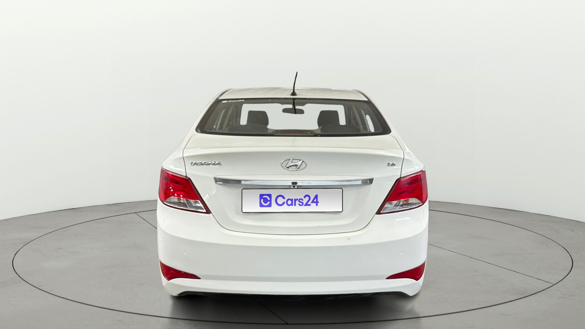 Used 2015 Hyundai Fluidic Verna Used 2015 Hyundai Fluidic Verna