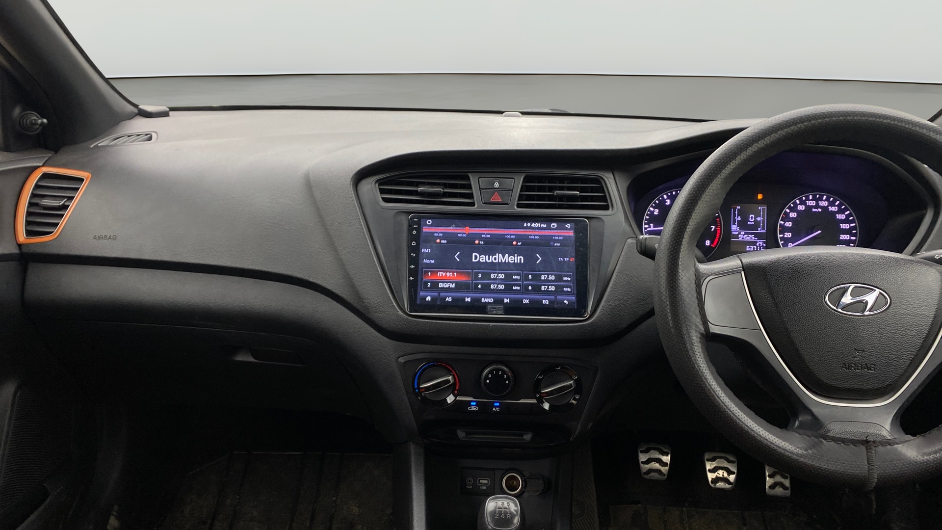 View 2018 Hyundai i20 Active 1.2 Base Image 17 Used 2018 Hyundai i20 Active 1.2 Base Image 17