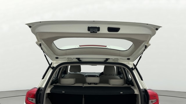 View Mahindra XUV300 Image 31 Used Mahindra XUV300 Image 31