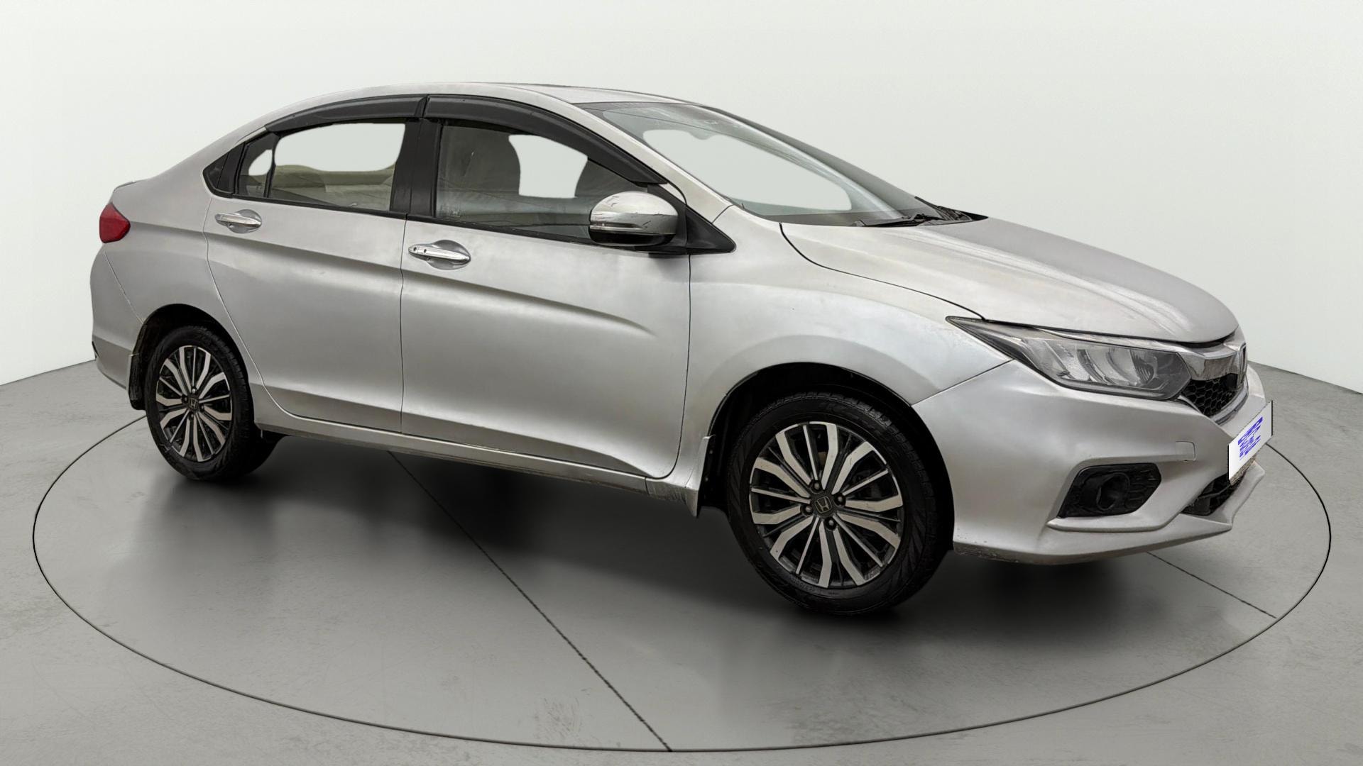 View 2017 Honda City ZX MT Diesel Anniversary Edition Image 23 Used 2017 Honda City ZX MT Diesel Anniversary Edition Image 23