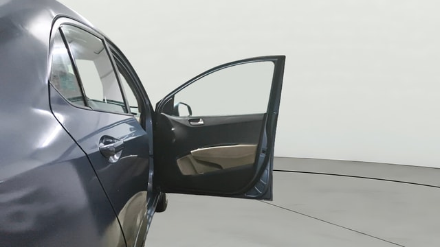 View Hyundai Xcent Image 43 Used Hyundai Xcent Image 43