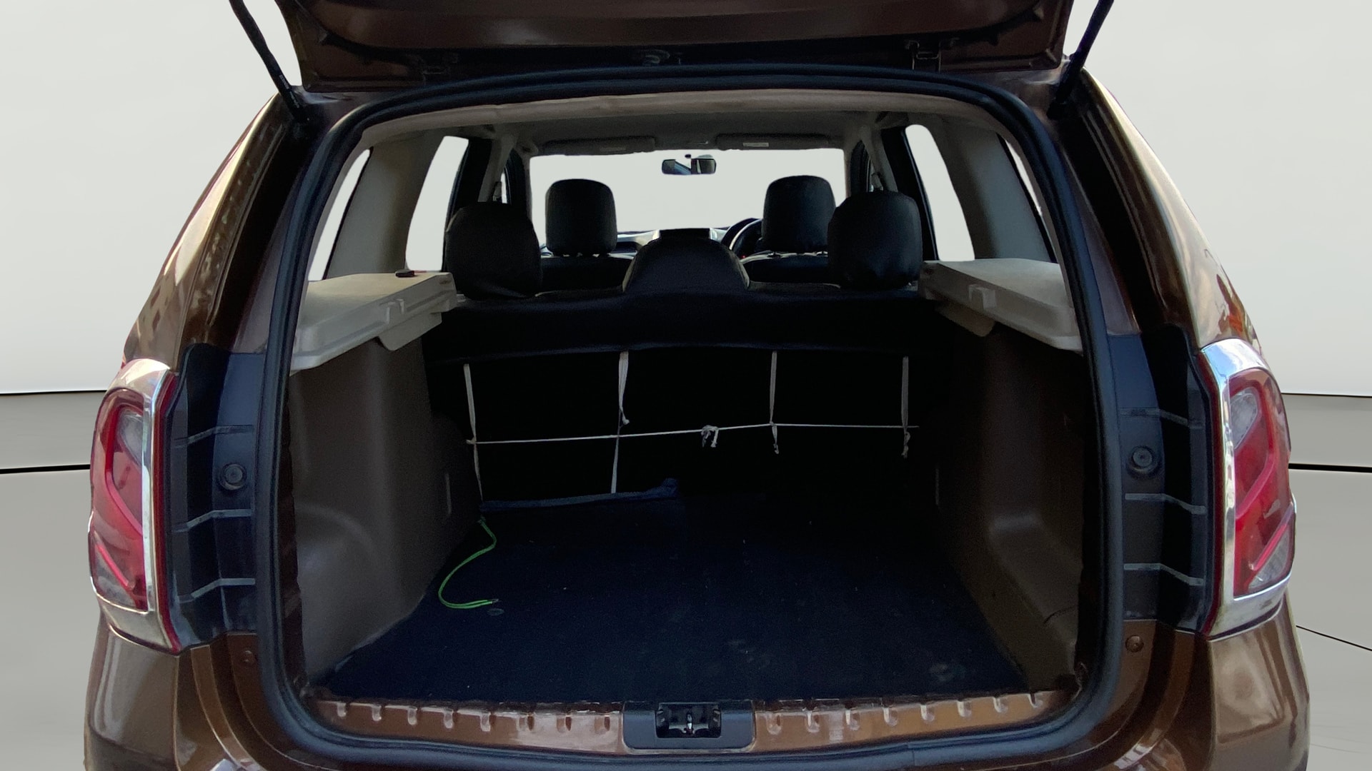 View 2017 Renault Duster Petrol RXL Image 36 Used 2017 Renault Duster Petrol RXL Image 36