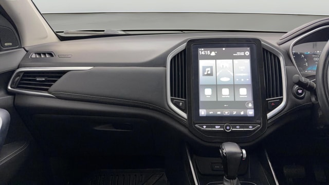 View MG Hector Image 18 Used MG Hector Image 18