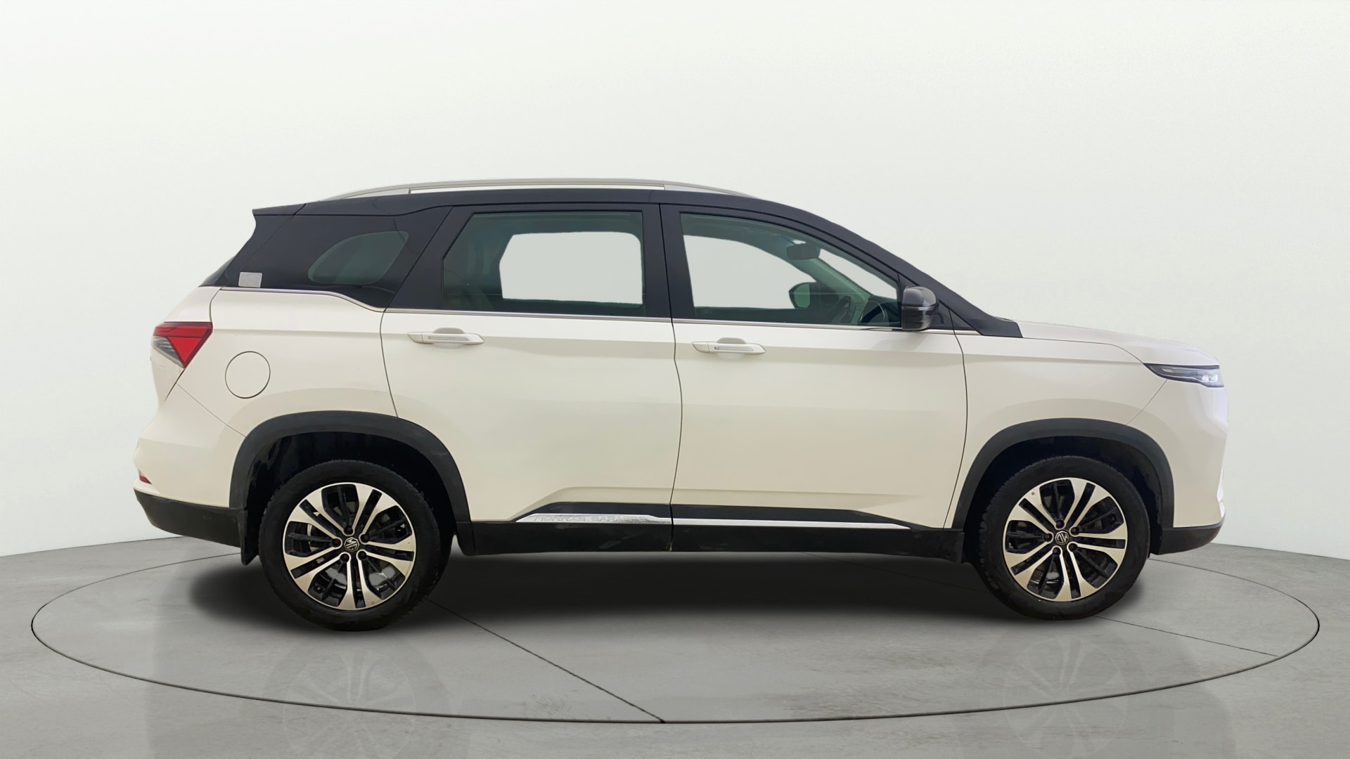 View 2022 MG Hector Plus Sharp CVT Petrol Image 29 Used 2022 MG Hector Plus Sharp CVT Petrol Image 29