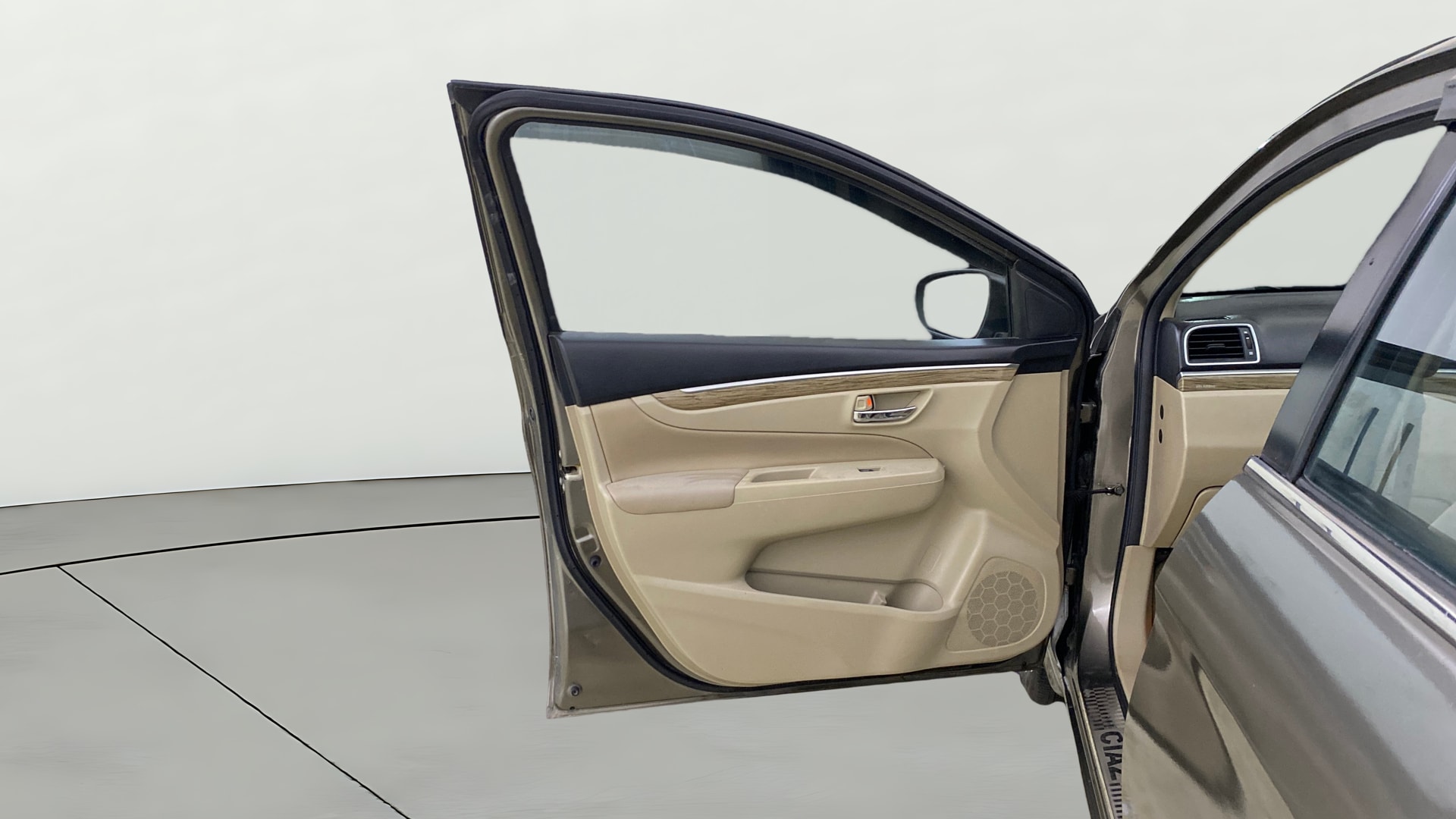 View 2020 Maruti Suzuki 1000 Base Variant Image 32 Used 2020 Maruti Suzuki 1000 Base Variant Image 32