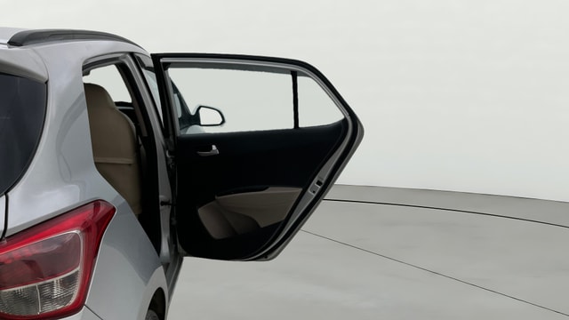 View Hyundai Grand i10 Image 7 Used Hyundai Grand i10 Image 7