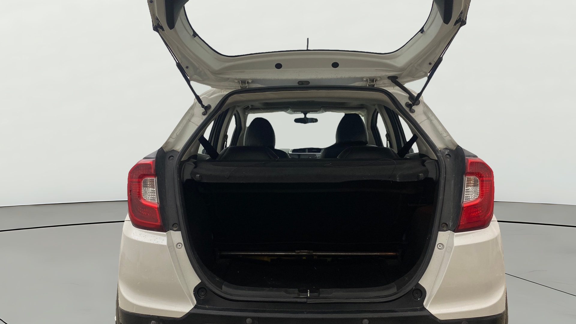 View 2019 Honda WR-V S MT Diesel Edge Edition Image 38 Used 2019 Honda WR-V S MT Diesel Edge Edition Image 38