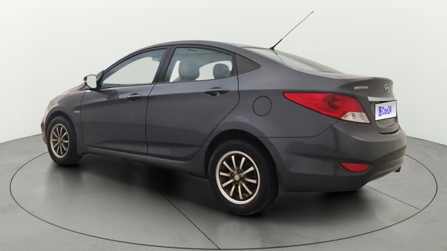 View Hyundai Fluidic Verna Image 2 Used Hyundai Fluidic Verna Image 2