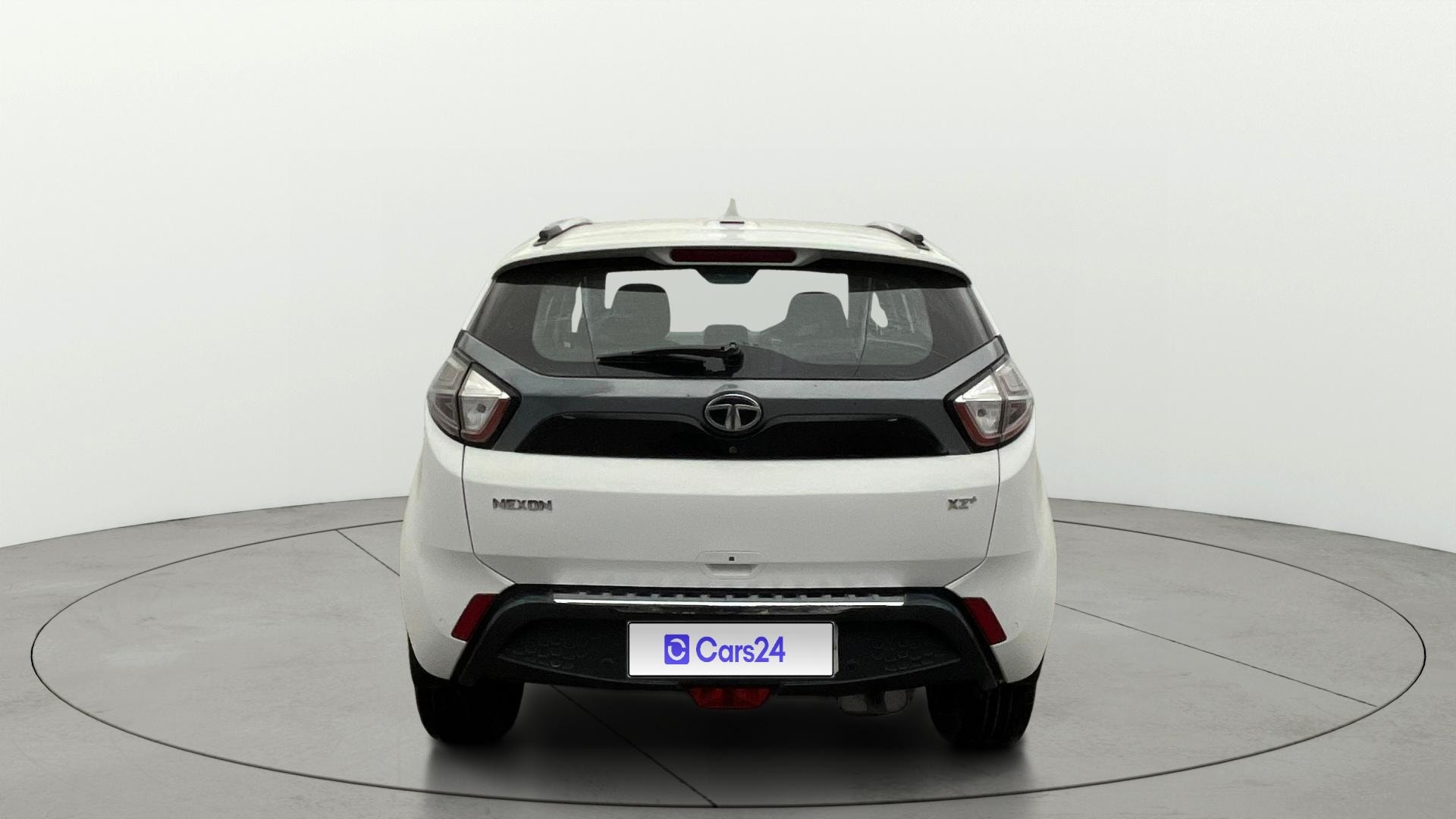 View 2018 Tata Nexon Revotron XE Image 40 Used 2018 Tata Nexon Revotron XE Image 40