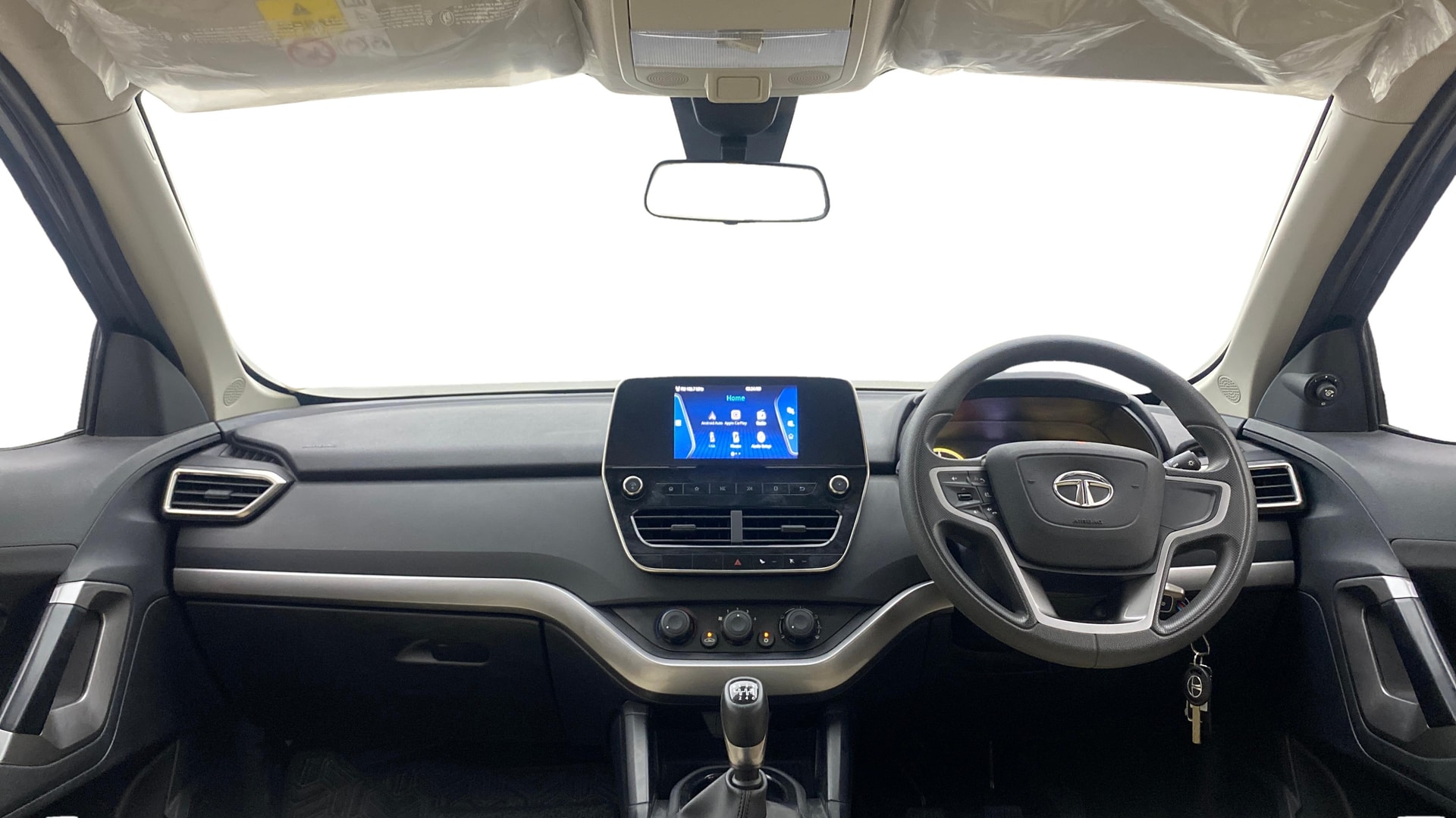 View 2024 Tata Harrier XE Image 16 Used 2024 Tata Harrier XE Image 16