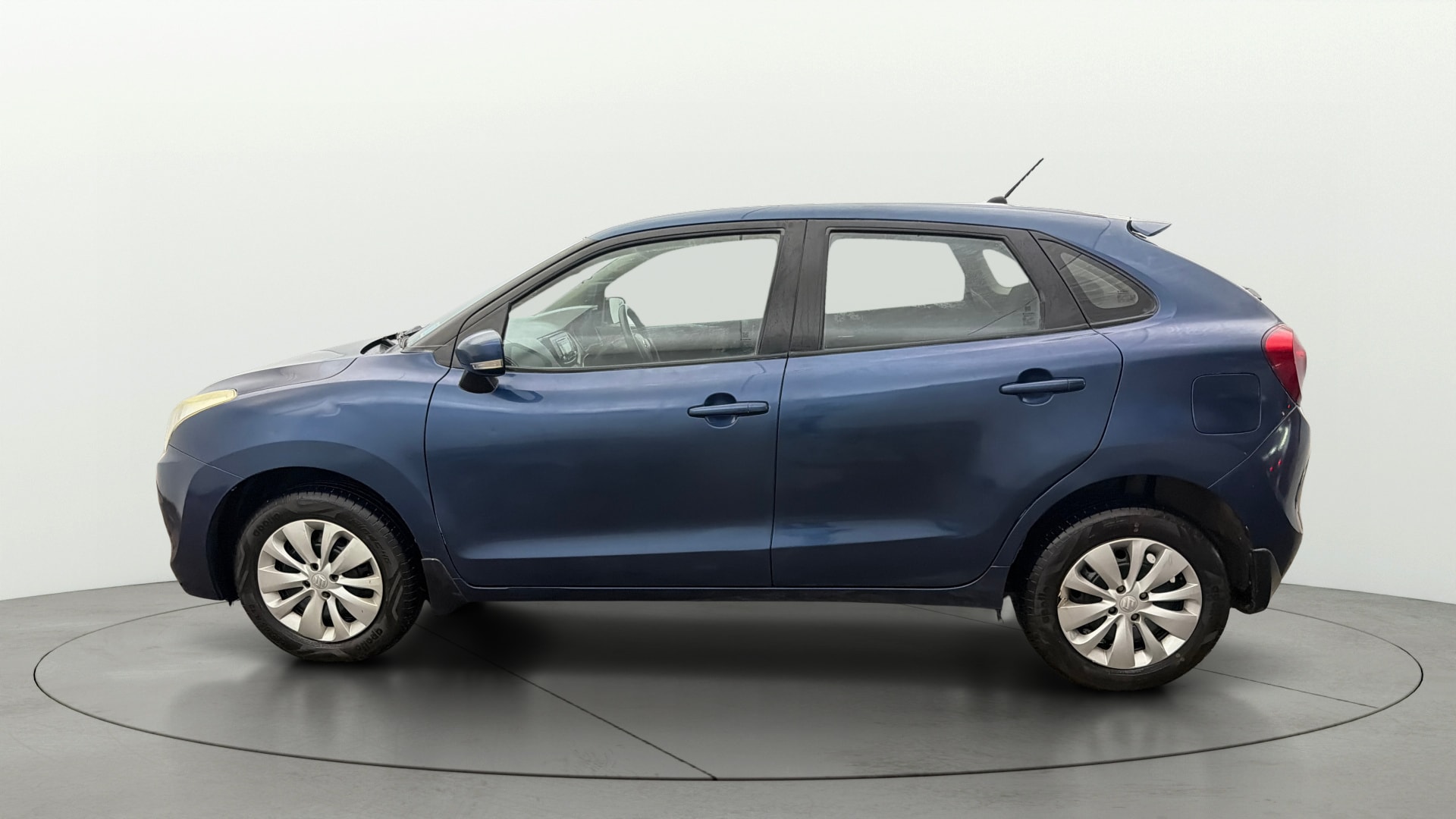 View 2017 Maruti Suzuki 1000 Base Variant Image 5 Used 2017 Maruti Suzuki 1000 Base Variant Image 5