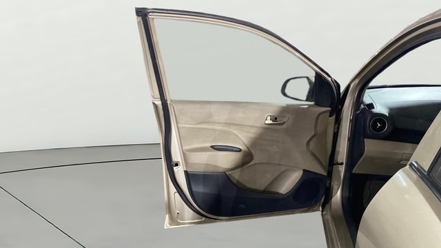 View Hyundai New Santro Image 30 Used Hyundai New Santro Image 30