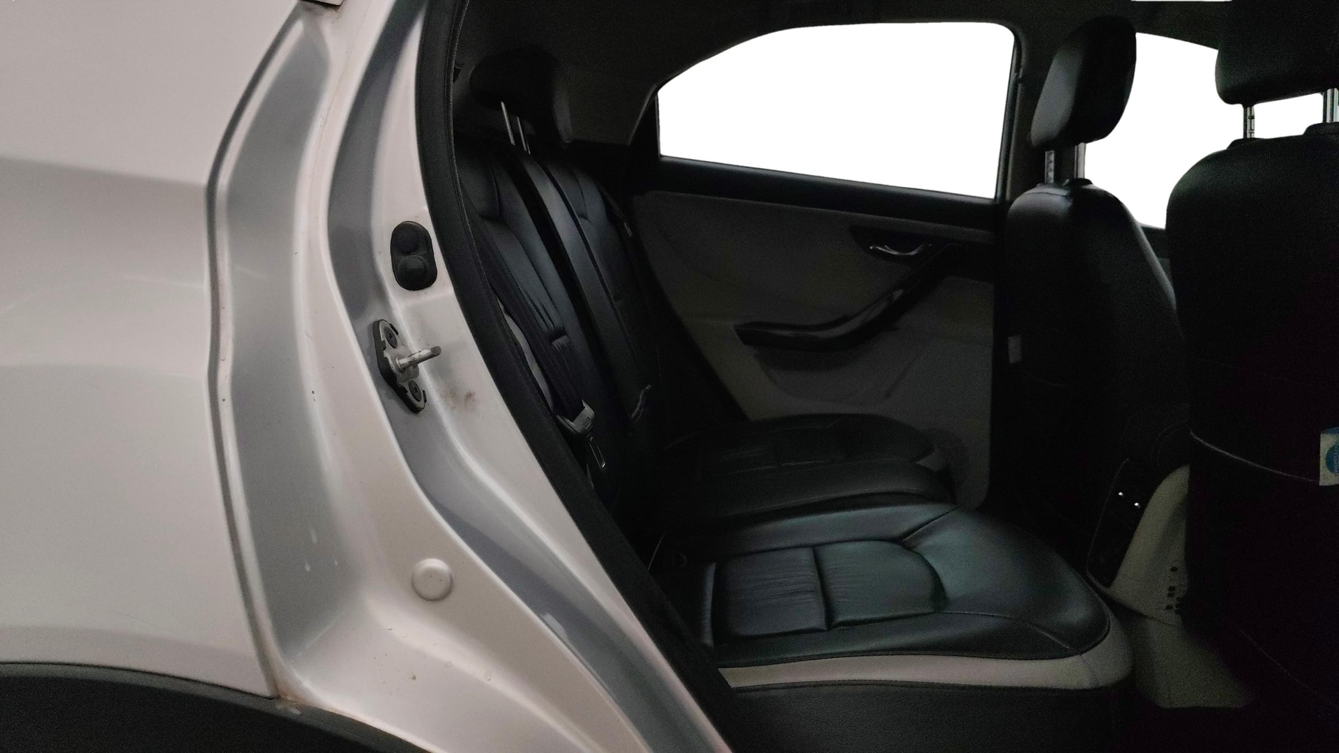 View 2021 Tata Nexon Revotorq XZA Plus (O) AMT Image 37 Used 2021 Tata Nexon Revotorq XZA Plus (O) AMT Image 37