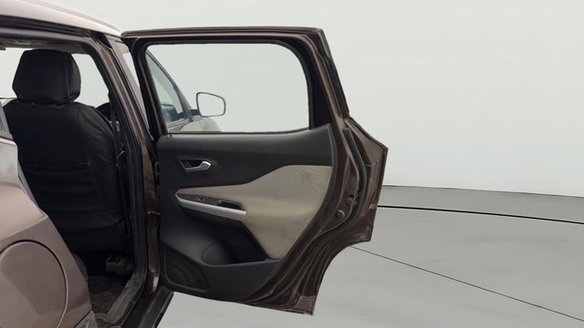 View Nissan Magnite Image 5 Used Nissan Magnite Image 5