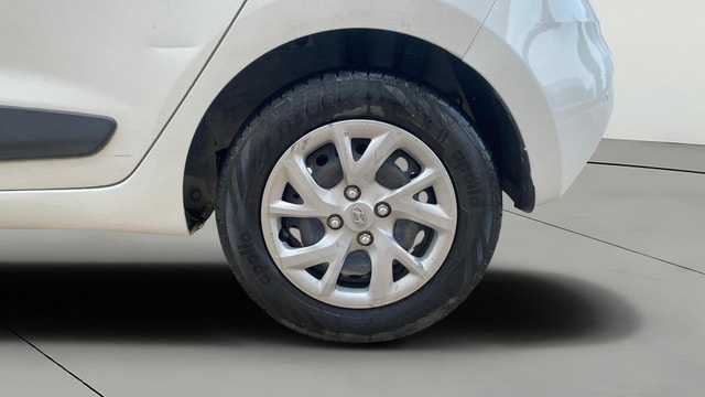 View Hyundai Grand i10 Image 11 Used Hyundai Grand i10 Image 11