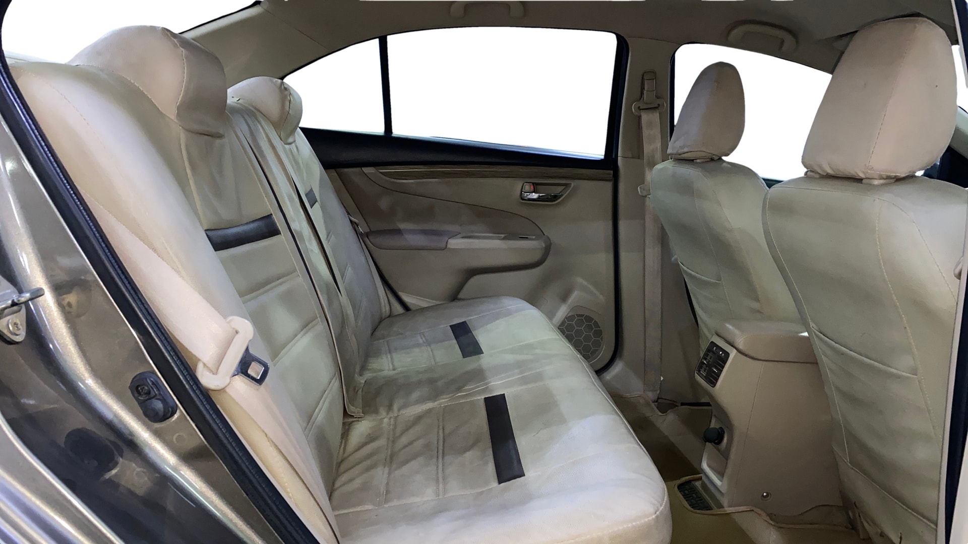 View 2019 Maruti Suzuki 1000 Base Variant Image 38 Used 2019 Maruti Suzuki 1000 Base Variant Image 38