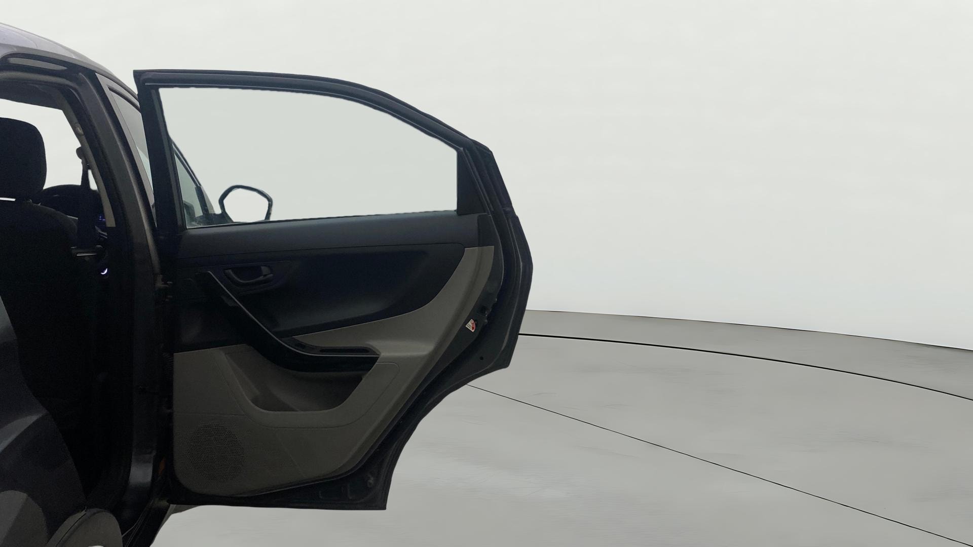 View 2020 Tata Nexon Revotron XM Image 7 Used 2020 Tata Nexon Revotron XM Image 7