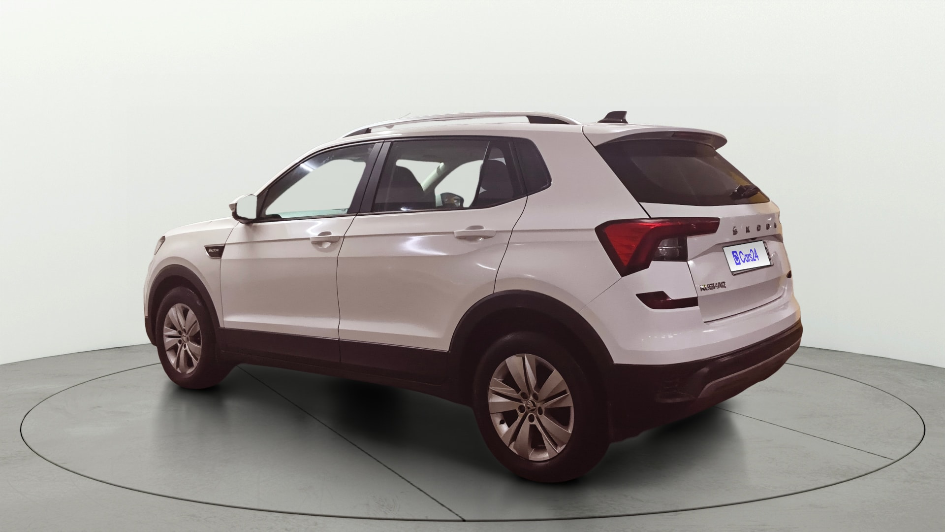 View 2021 Skoda Kushaq Ambition 1.0 TSI AT Image 2 Used 2021 Skoda Kushaq Ambition 1.0 TSI AT Image 2