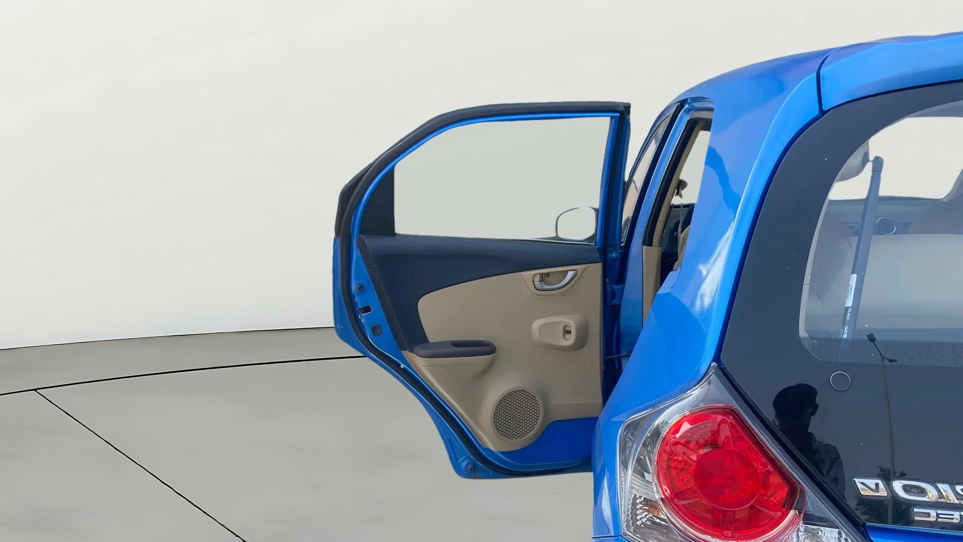 View 2013 Honda Brio V MT Image 22 Used 2013 Honda Brio V MT Image 22