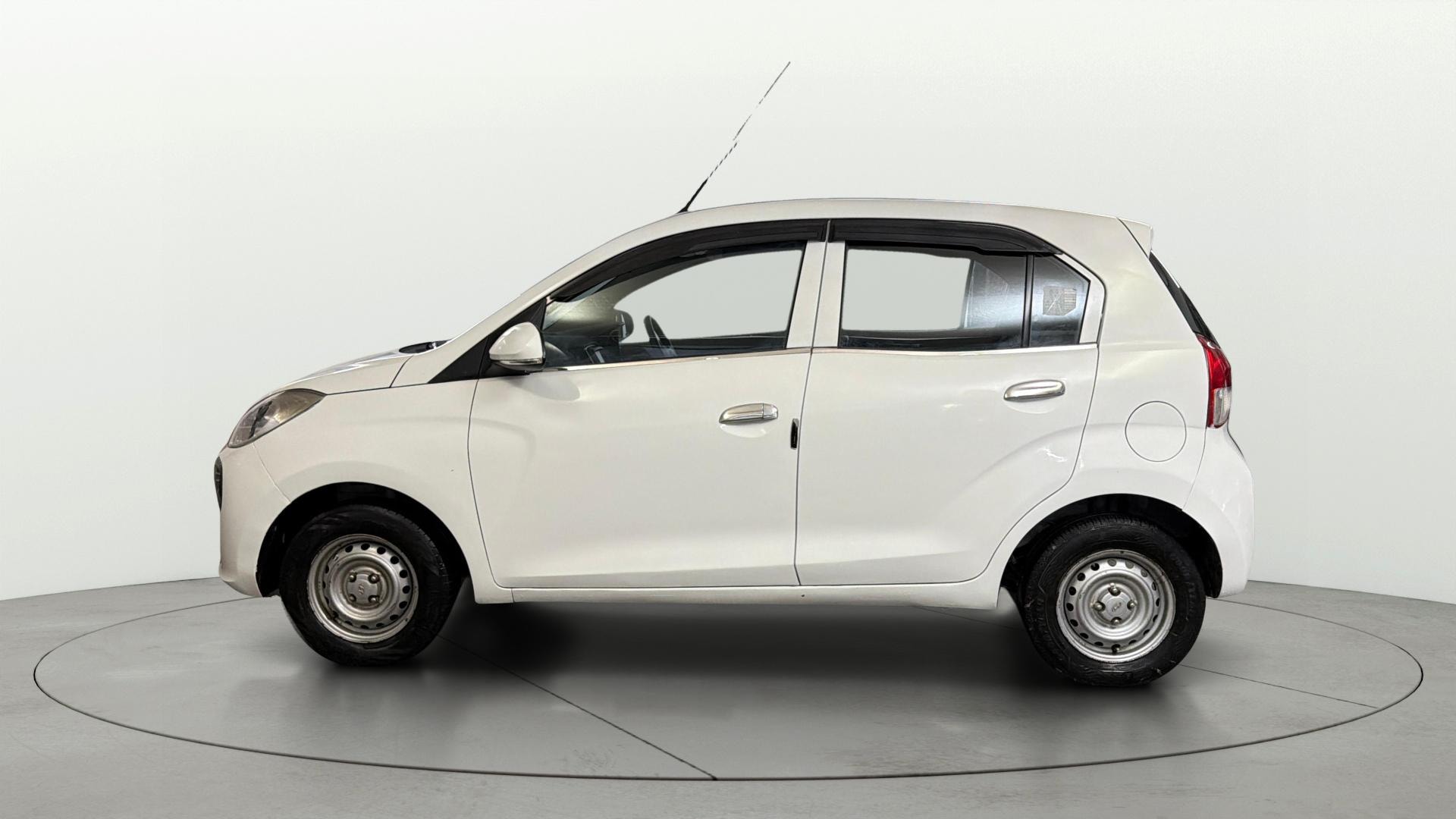 View 2021 Hyundai New Santro D-Lite Petrol Image 5 Used 2021 Hyundai New Santro D-Lite Petrol Image 5