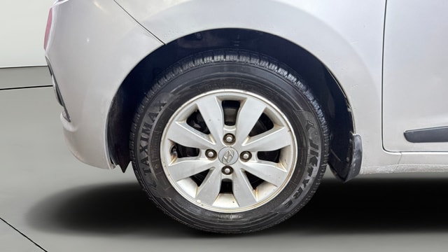 View Hyundai Xcent Image 27 Used Hyundai Xcent Image 27