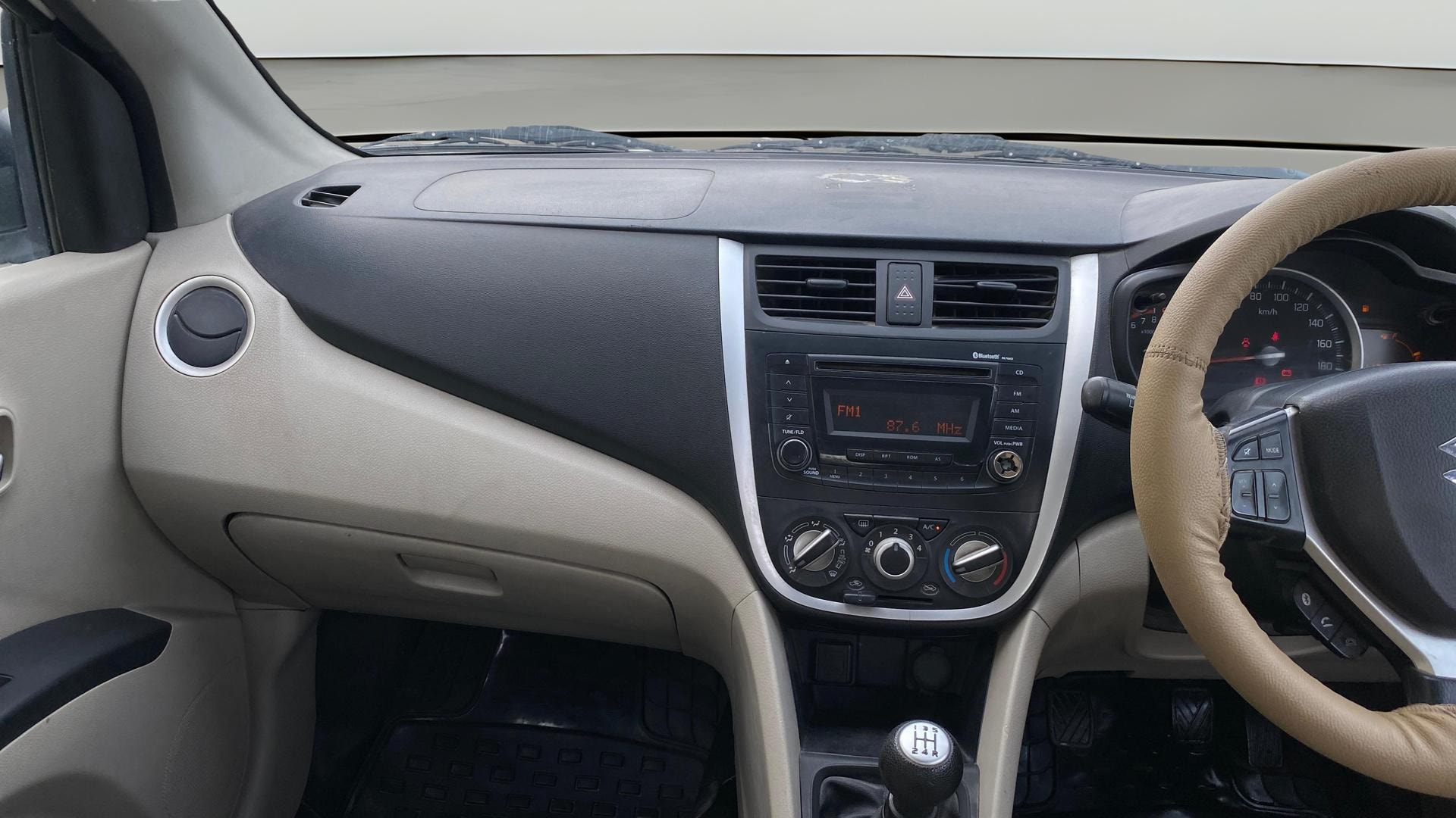 View 2020 Maruti Suzuki 1000 Base Variant Image 31 Used 2020 Maruti Suzuki 1000 Base Variant Image 31