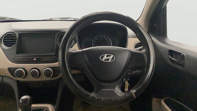 View Hyundai Grand i10 Image 14 Used Hyundai Grand i10 Image 14
