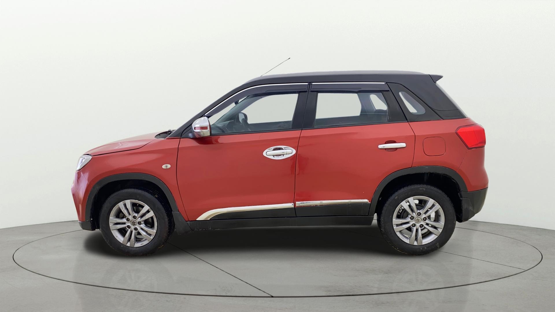 View 2017 Maruti Suzuki 1000 Base Variant Image 5 Used 2017 Maruti Suzuki 1000 Base Variant Image 5