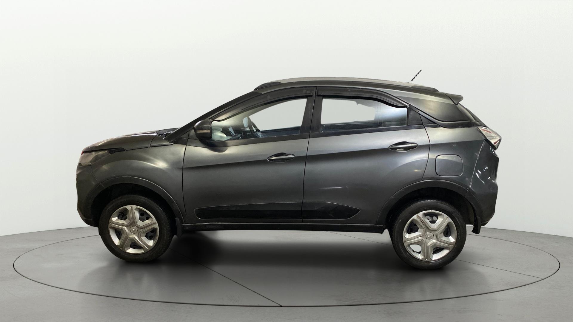 View 2022 Tata Nexon Revotron XE Image 24 Used 2022 Tata Nexon Revotron XE Image 24