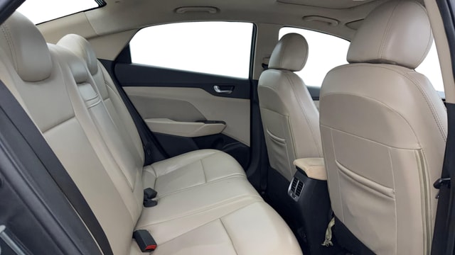 View Hyundai Verna Image 35 Used Hyundai Verna Image 35