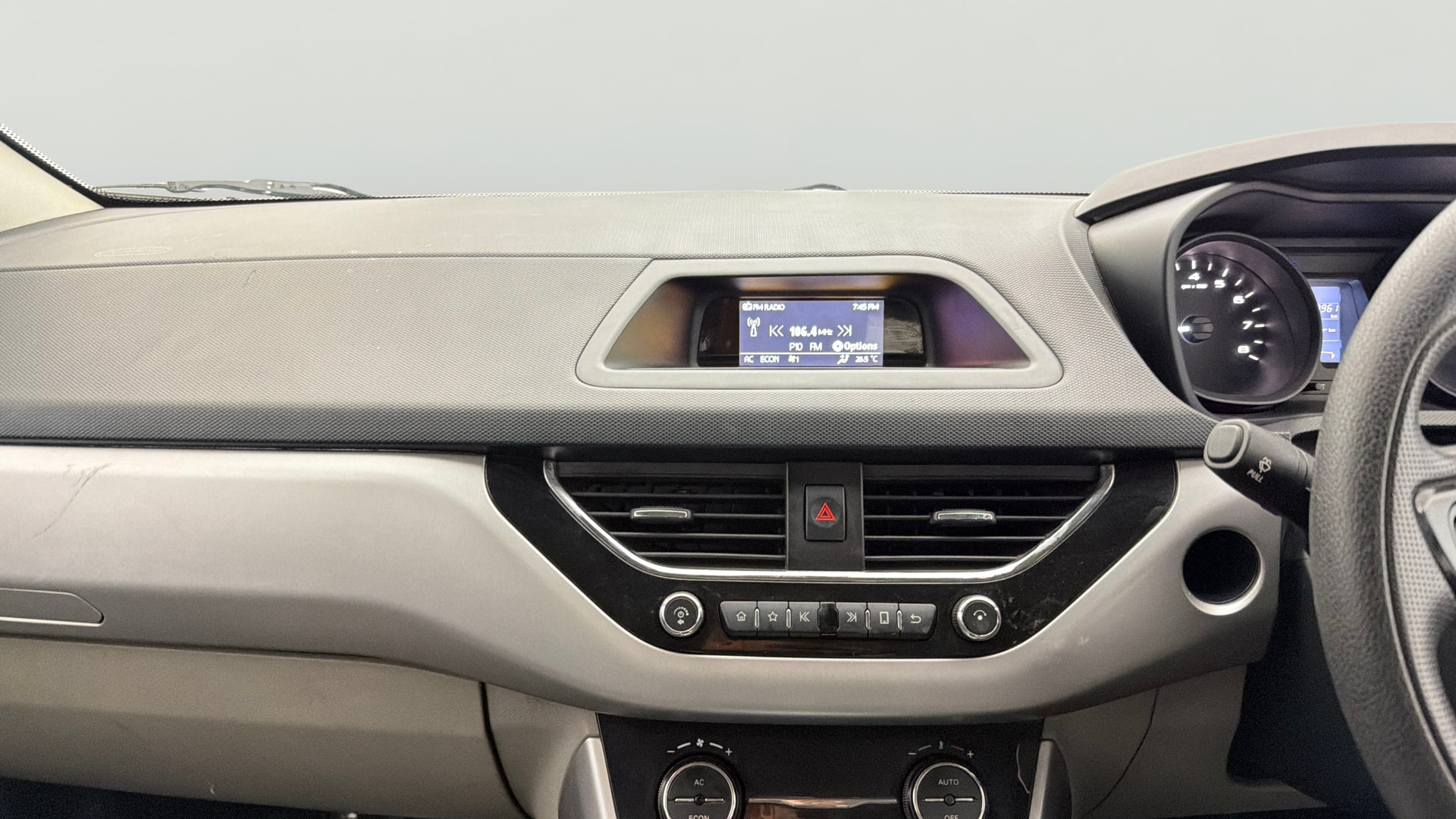 Used 2018 Tata Nexon Used 2018 Tata Nexon