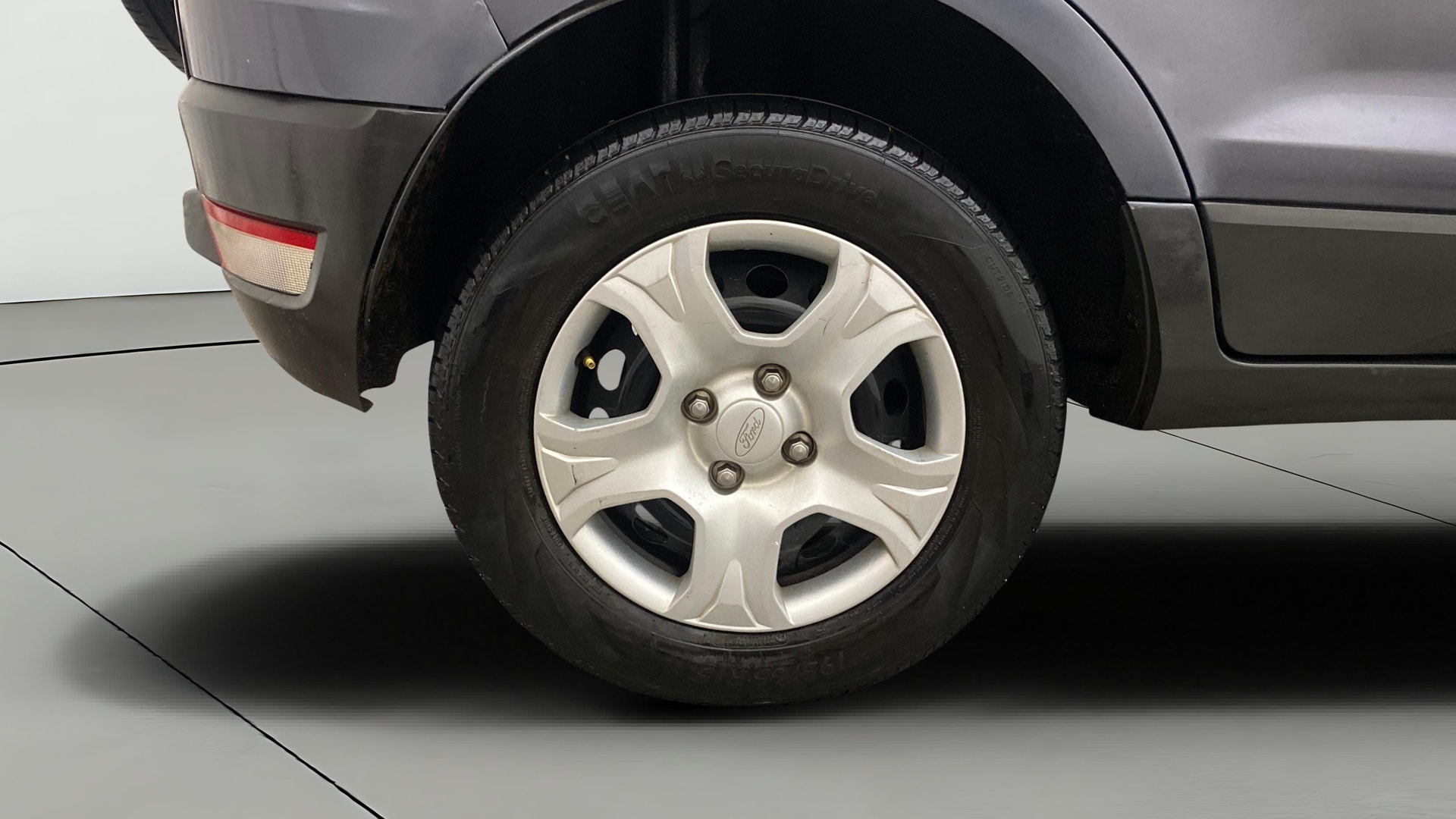 View 2016 Ford EcoSport Trend+ 1.0L EcoBoost Image 23 Used 2016 Ford EcoSport Trend+ 1.0L EcoBoost Image 23