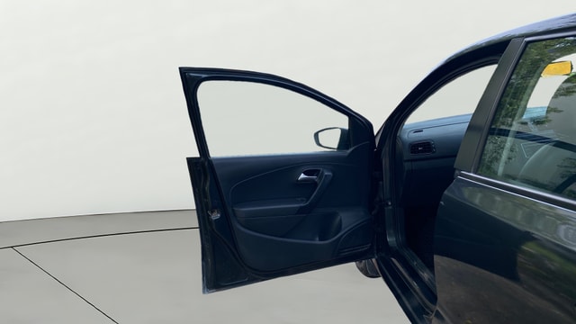 View Volkswagen Ameo Image 30 Used Volkswagen Ameo Image 30